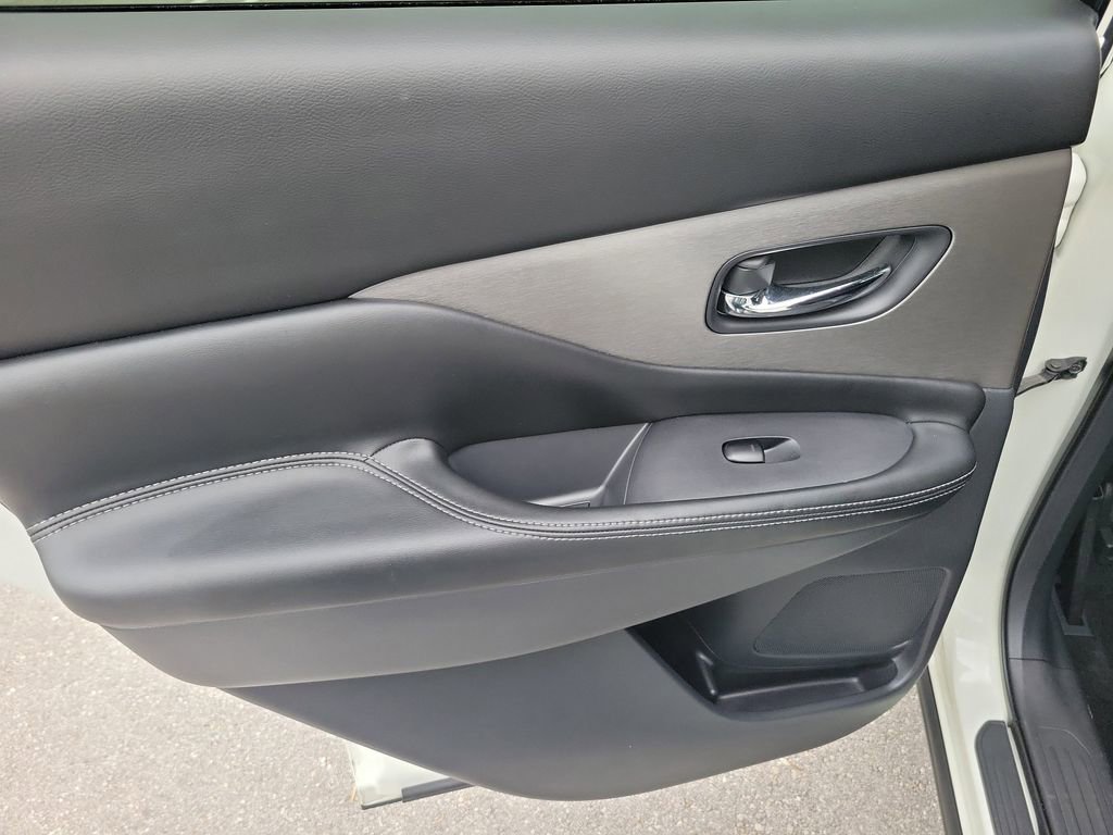 Used 2019 Nissan Murano S w/ Cargo Package image 11