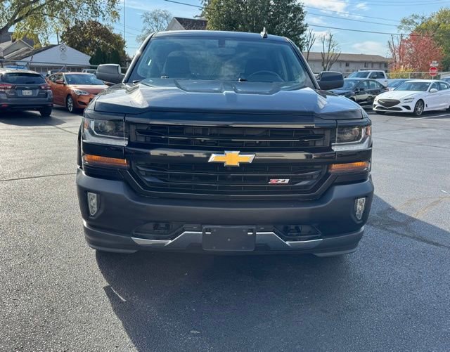 Used 2018 Chevrolet Silverado 1500 LT w/ All Star Edition image 2