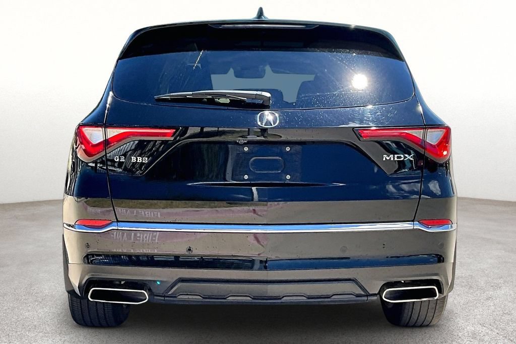 Certified 2023 Acura MDX w/ Technology Package FWD image 4