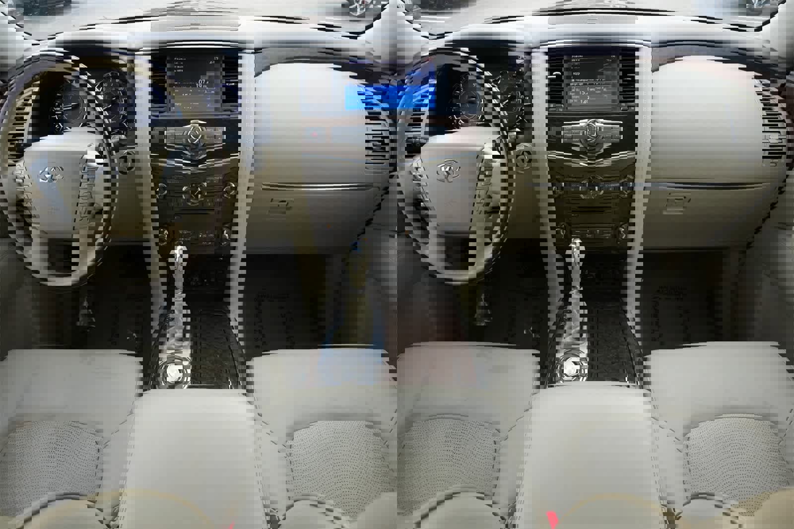 Used 2016 INFINITI QX80 2WD w/ Driver's Assistance Package image 7