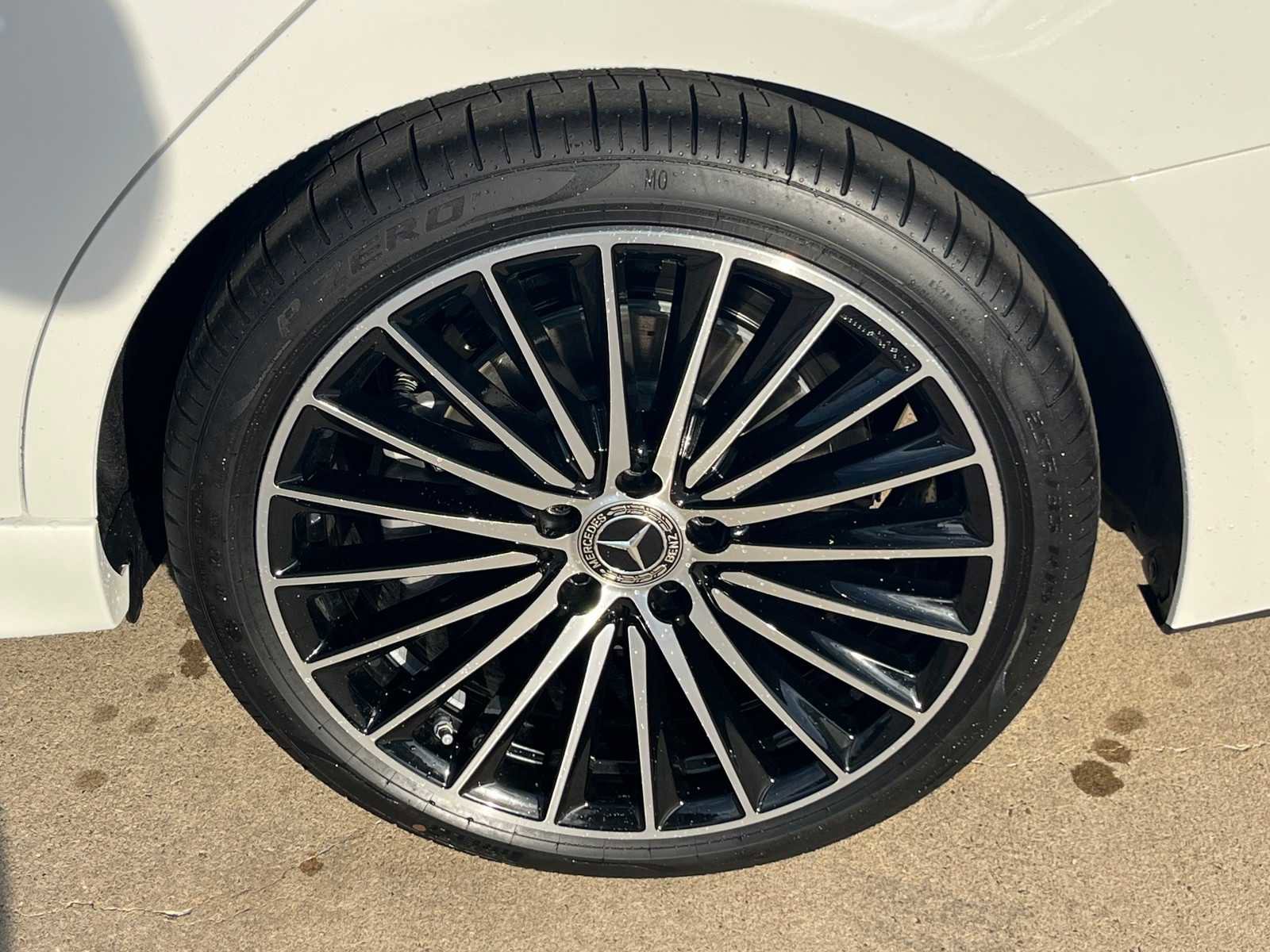 New 2026 Mercedes-Benz C 300 Sedan image 9