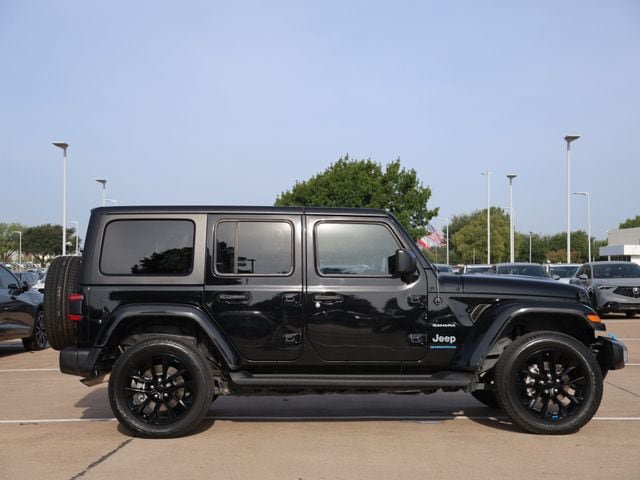 Used 2023 Jeep Wrangler Unlimited Sahara AWD/4WD image 3