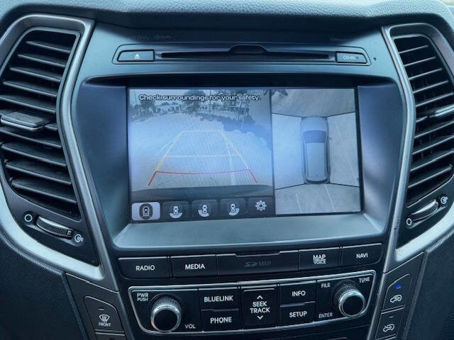 Used 2018 Hyundai Santa Fe Limited w/ Cargo Package image 58