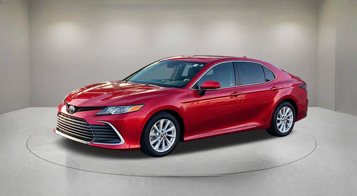 Used 2023 Toyota Camry LE w/ Convenience Package FWD image 2