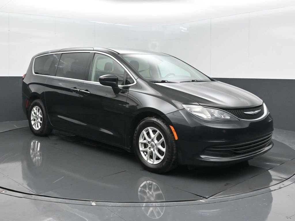 Used 2017 Chrysler Pacifica Touring