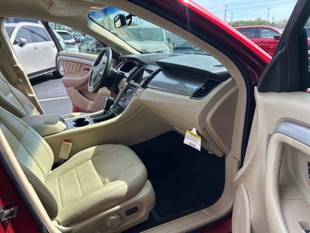 Used 2018 Ford Taurus SEL w/ Equipment Group 201A image 30