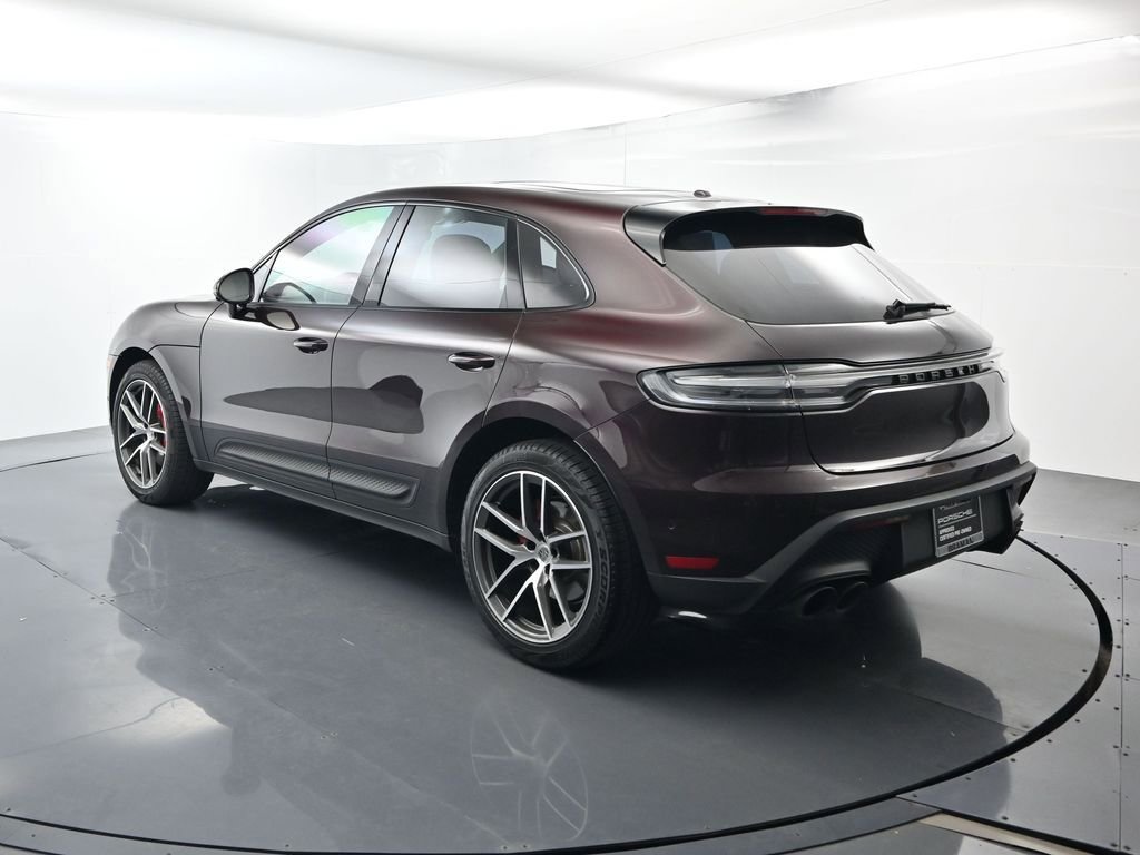 Certified 2026 Porsche Macan S AWD/4WD image 3
