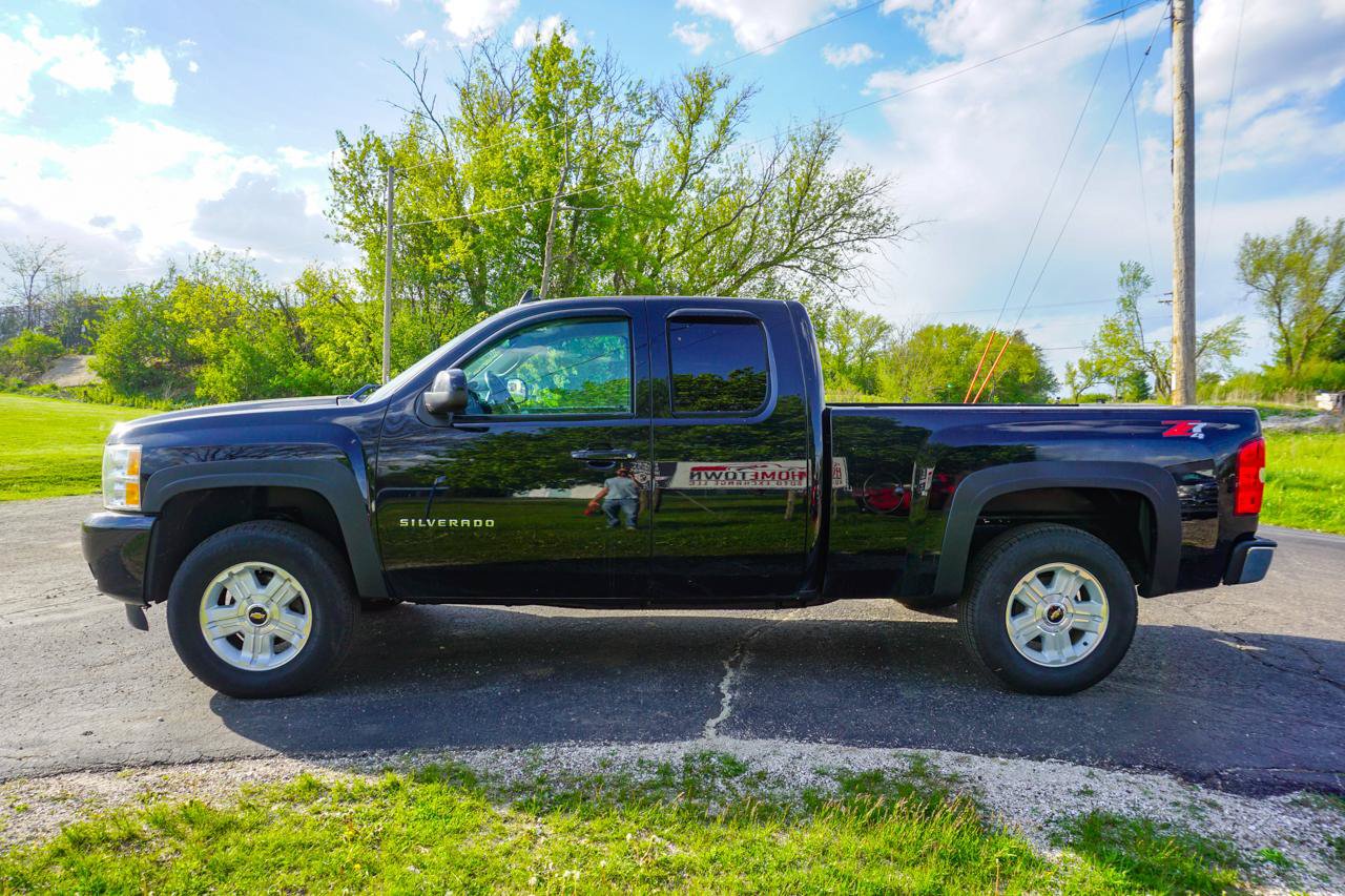 Used 2013 Chevrolet Silverado 1500 LT w/ All-Star Edition AWD/4WD image 6