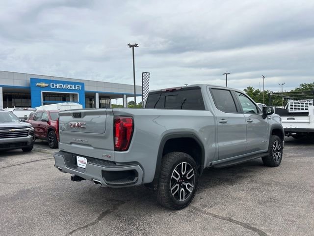 Used 2024 GMC Sierra 1500 AT4 w/ Technology Package AWD/4WD image 3