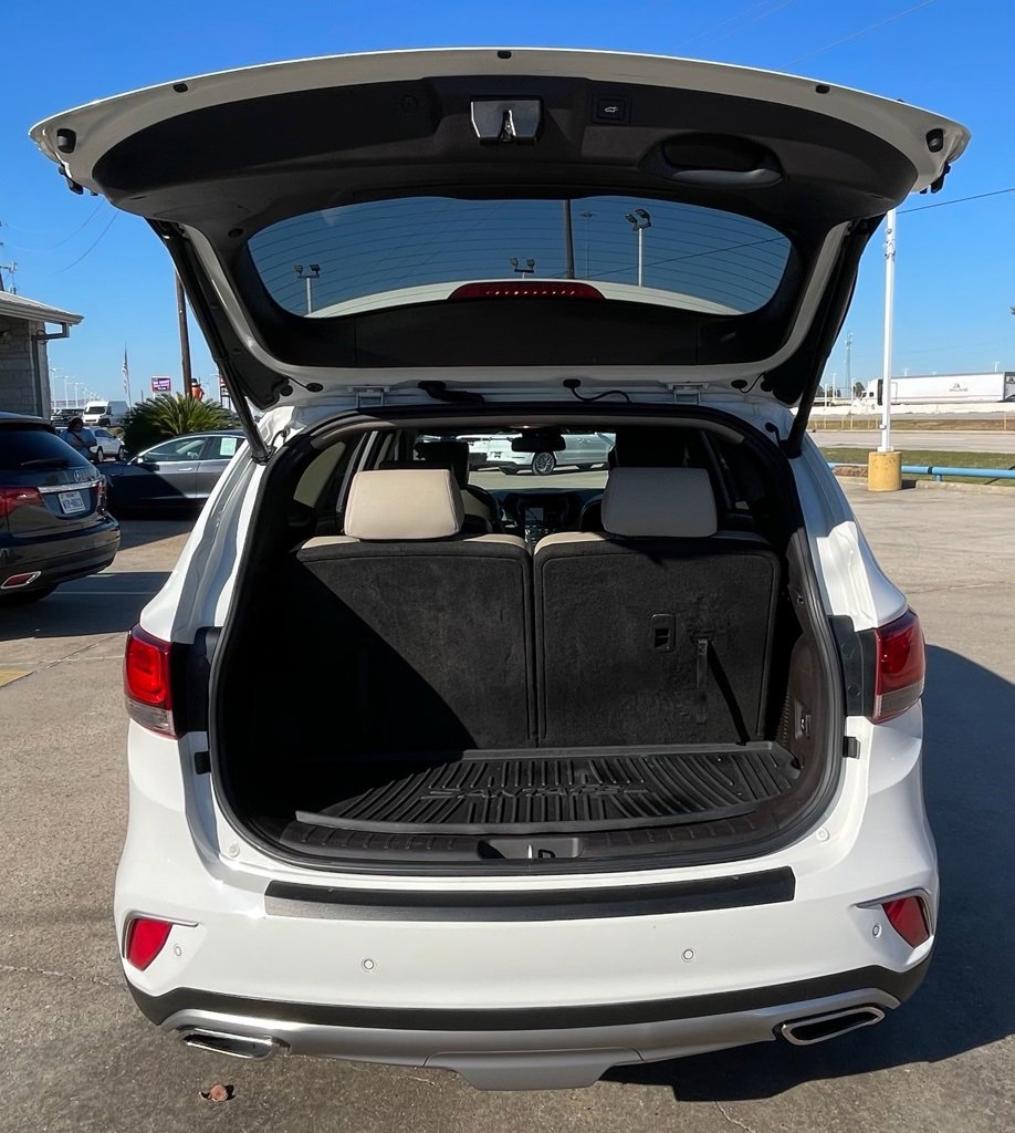 Used 2019 Hyundai Santa Fe XL image 11