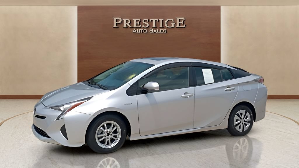 Used 2017 Toyota Prius Three w/ Advanced Technology Package FWD image 19