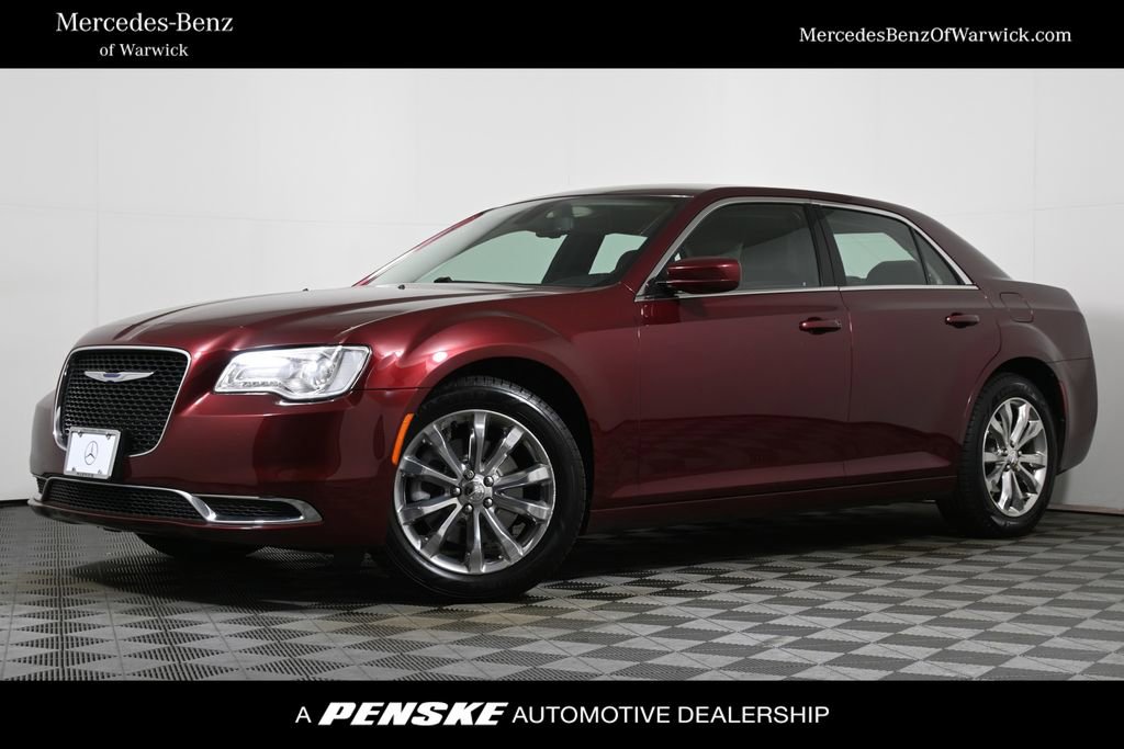 Used 2017 Chrysler 300 Limited
