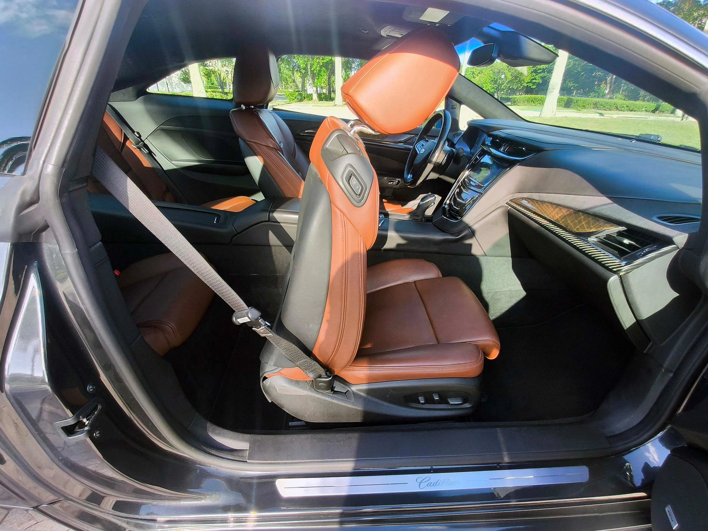 Used 2016 Cadillac ELR FWD image 9