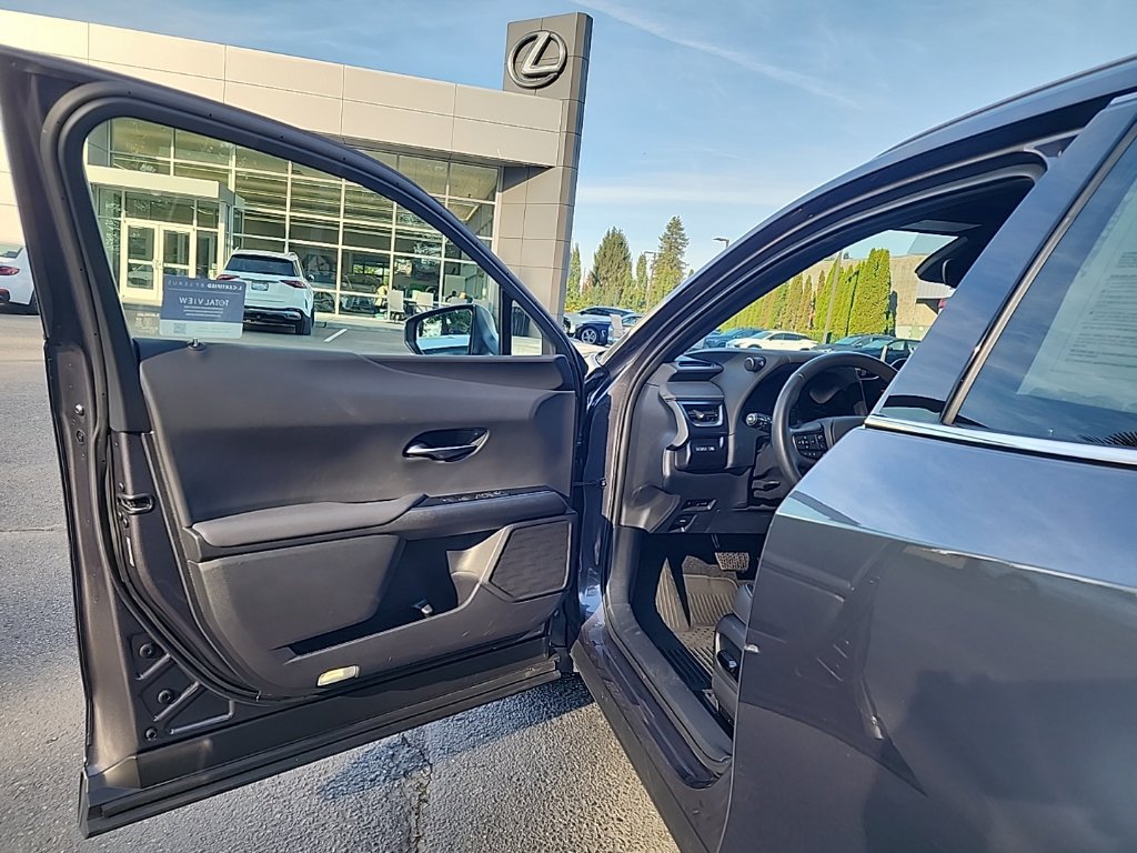 Certified 2025 Lexus UX 300h AWD w/ Accessory Package (Z1) image 9