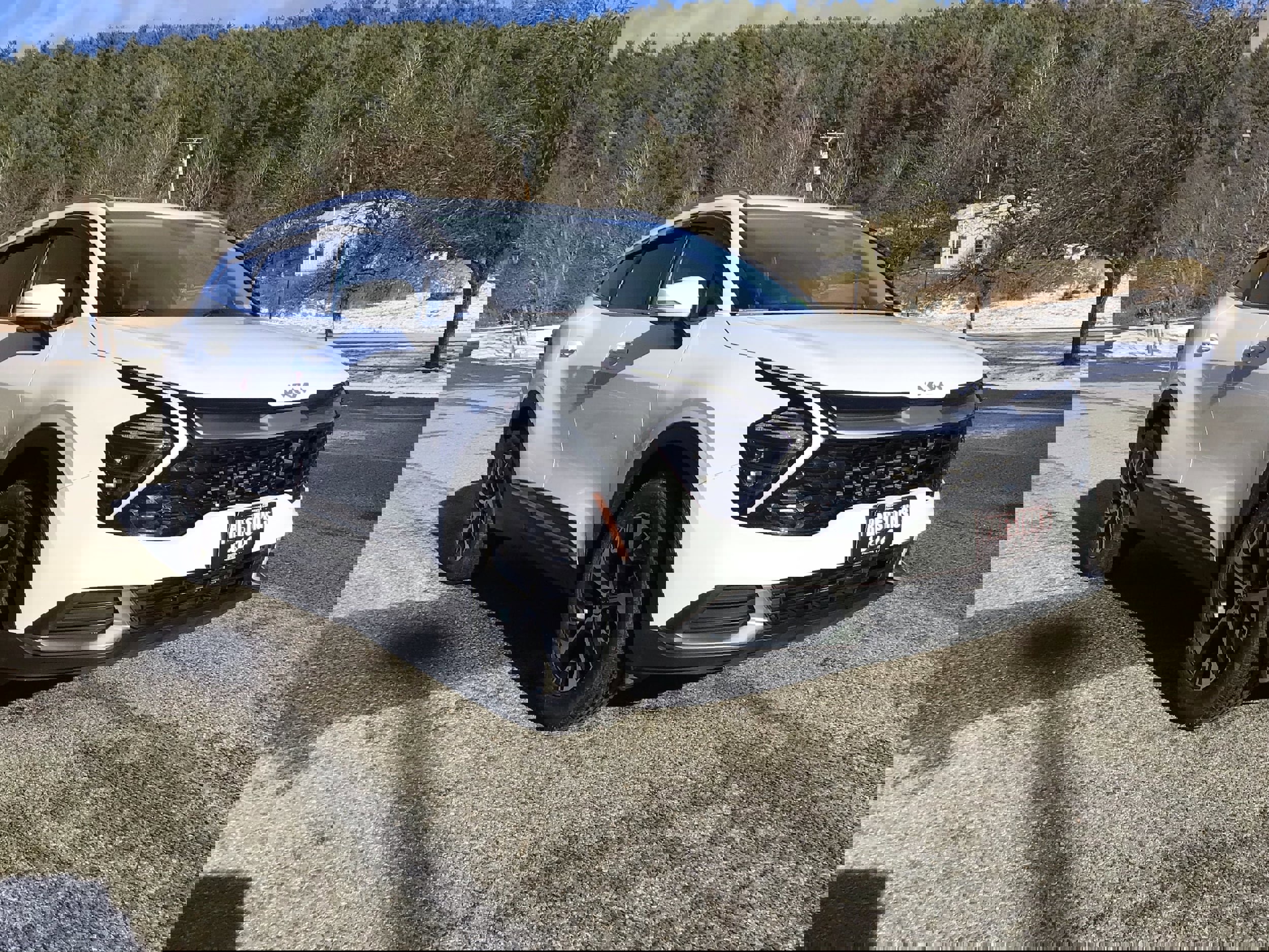 Used 2025 Kia Sportage EX image 1