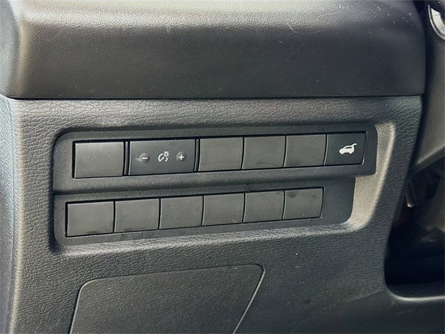 Used 2024 Mitsubishi Outlander SE image 10