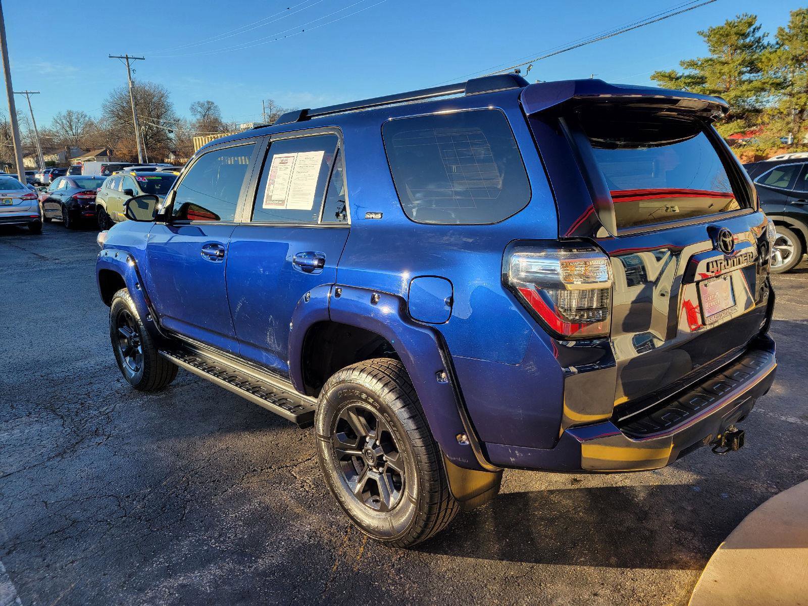 Used 2018 Toyota 4Runner SR5 Premium image 26