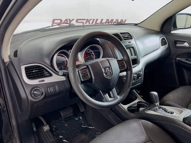 Used 2017 Dodge Journey SE w/ Flexible Seating Group FWD image 32