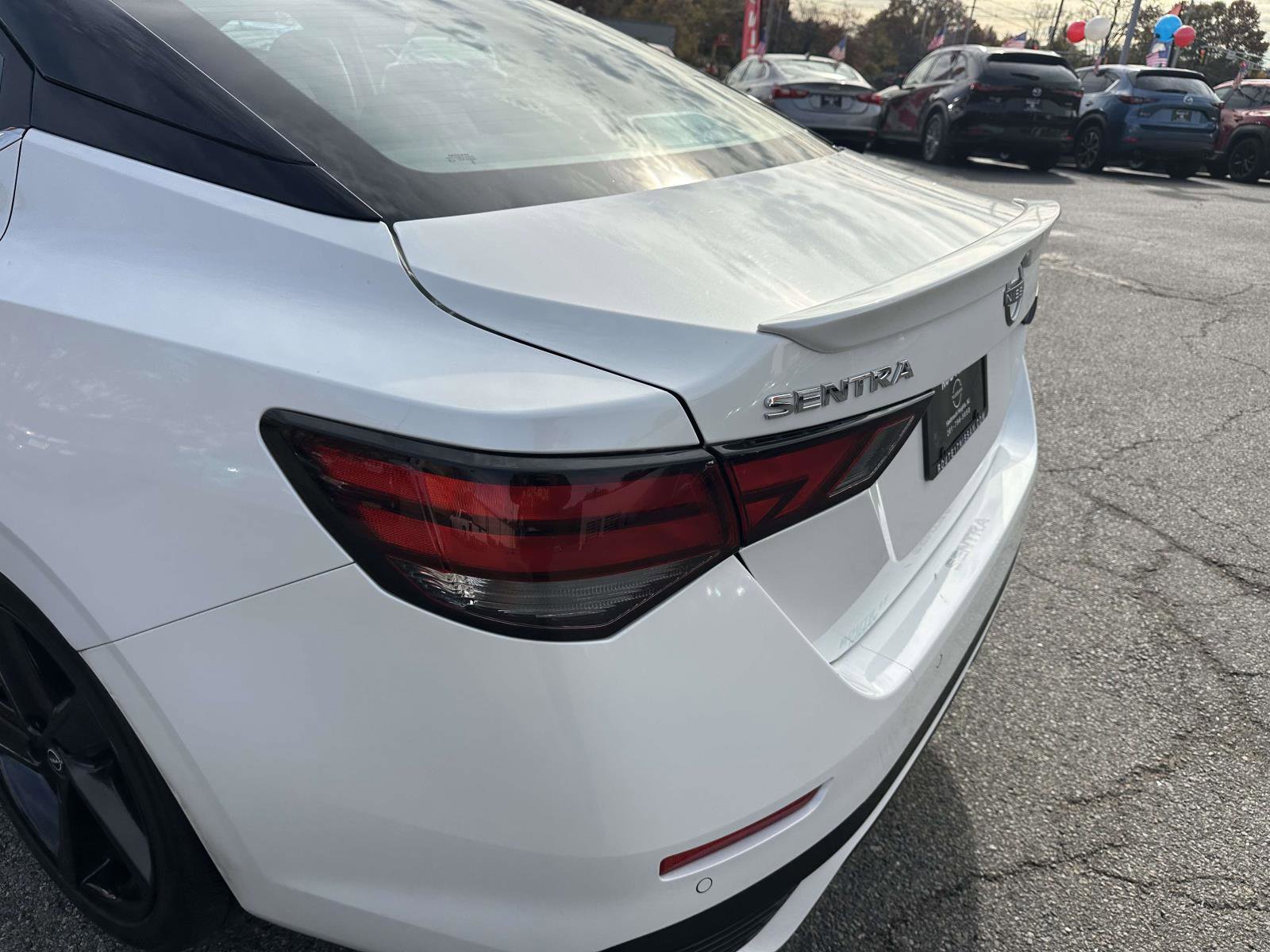 Used 2024 Nissan Sentra SR w/ SR Premium Package image 9