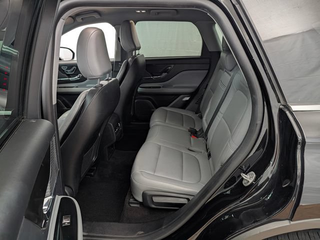 Used 2021 Lincoln Corsair FWD image 14