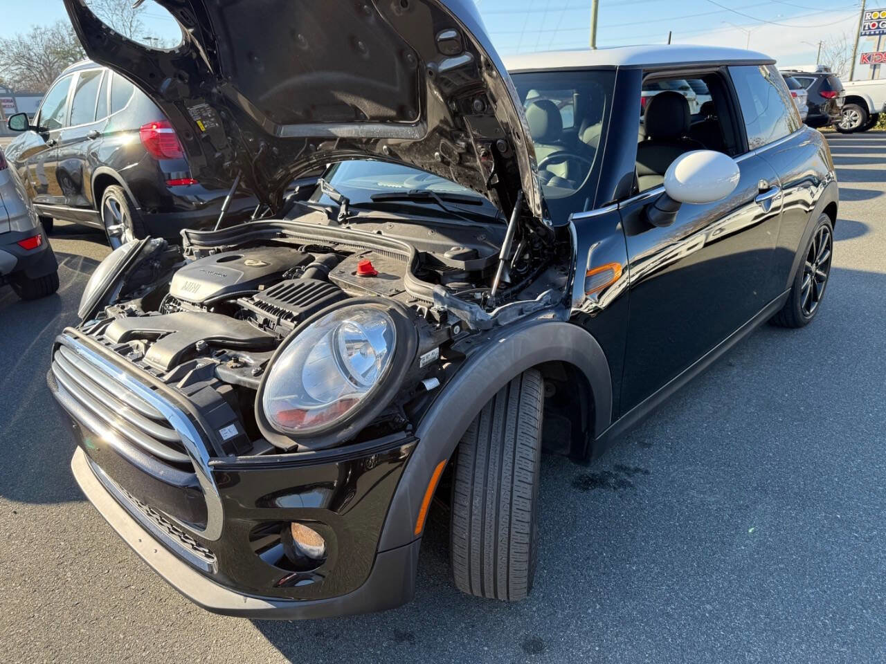 Used 2018 MINI Cooper 2-Door Hardtop image 20