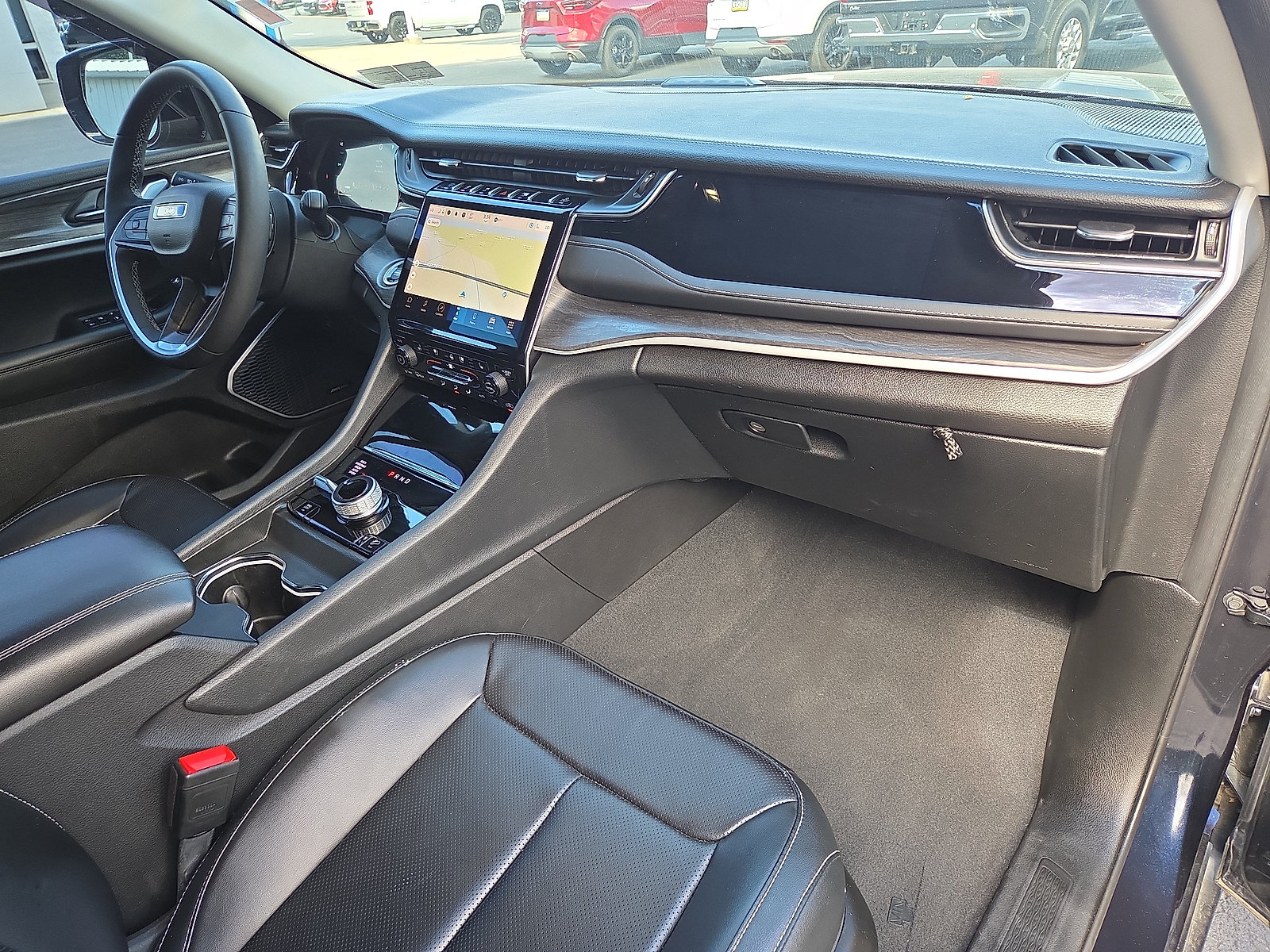 Used 2023 Jeep Grand Cherokee 30th Anniversary AWD/4WD image 18