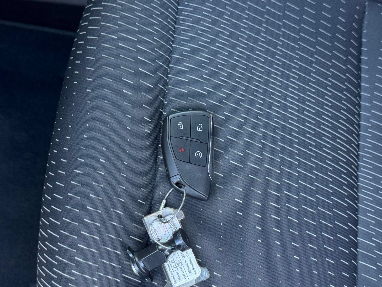 Used 2025 Chevrolet Equinox LT FWD image 22