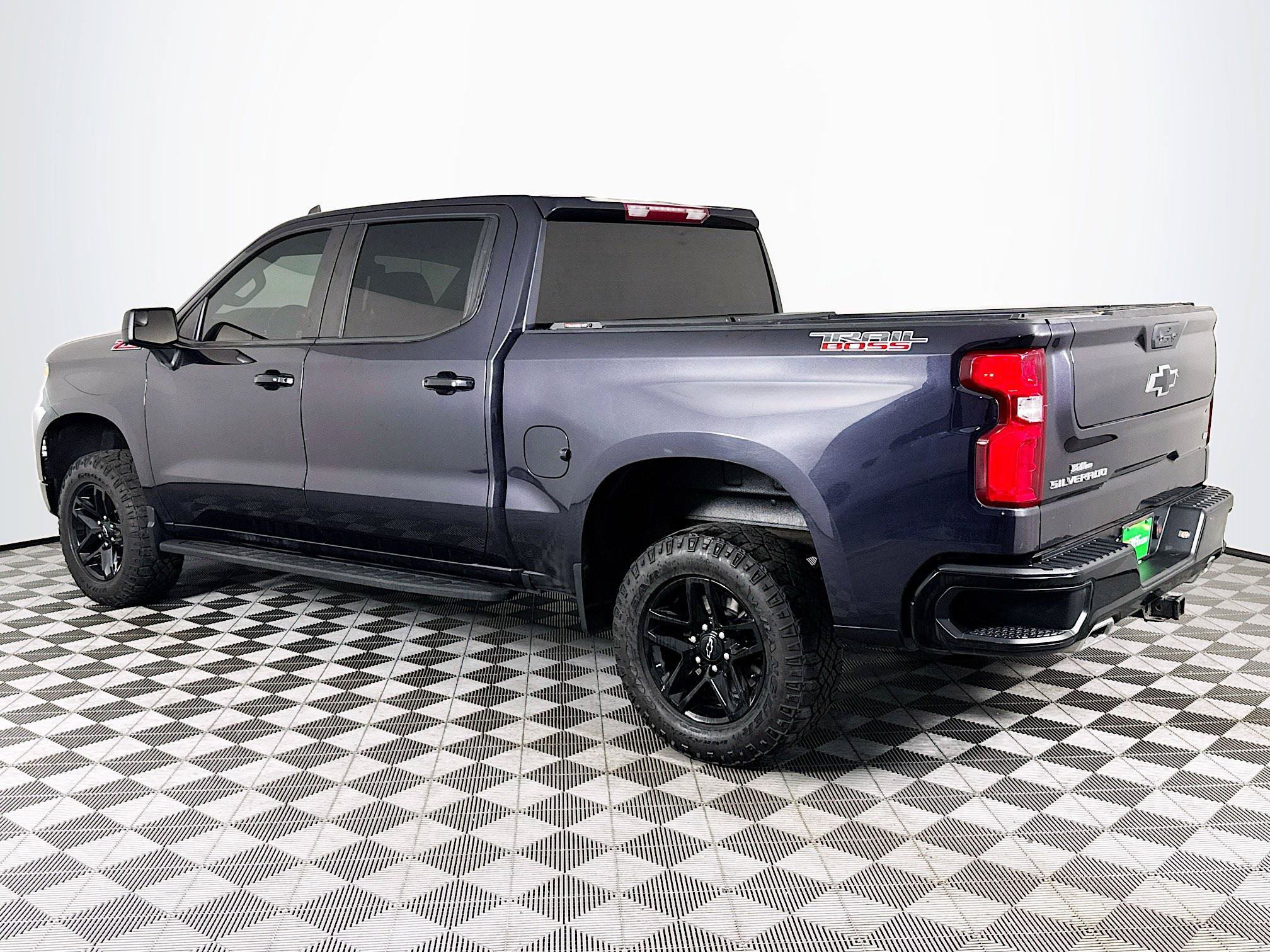 Used 2023 Chevrolet Silverado 1500 LT Trail Boss AWD/4WD image 6