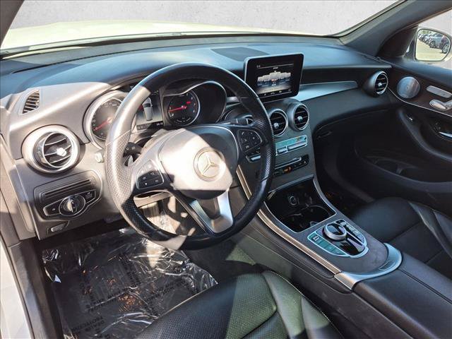 Certified 2019 Mercedes-Benz GLC 350e 4MATIC image 9