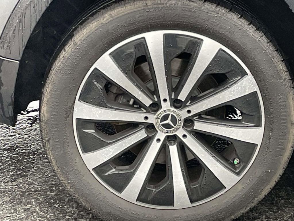 Used 2022 Mercedes-Benz GLB 250 image 12