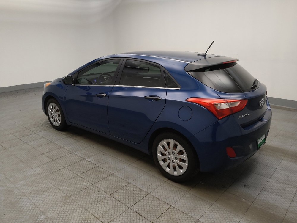Used 2016 Hyundai Elantra GT image 3