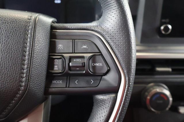 Used 2025 Toyota 4Runner SR5 image 18