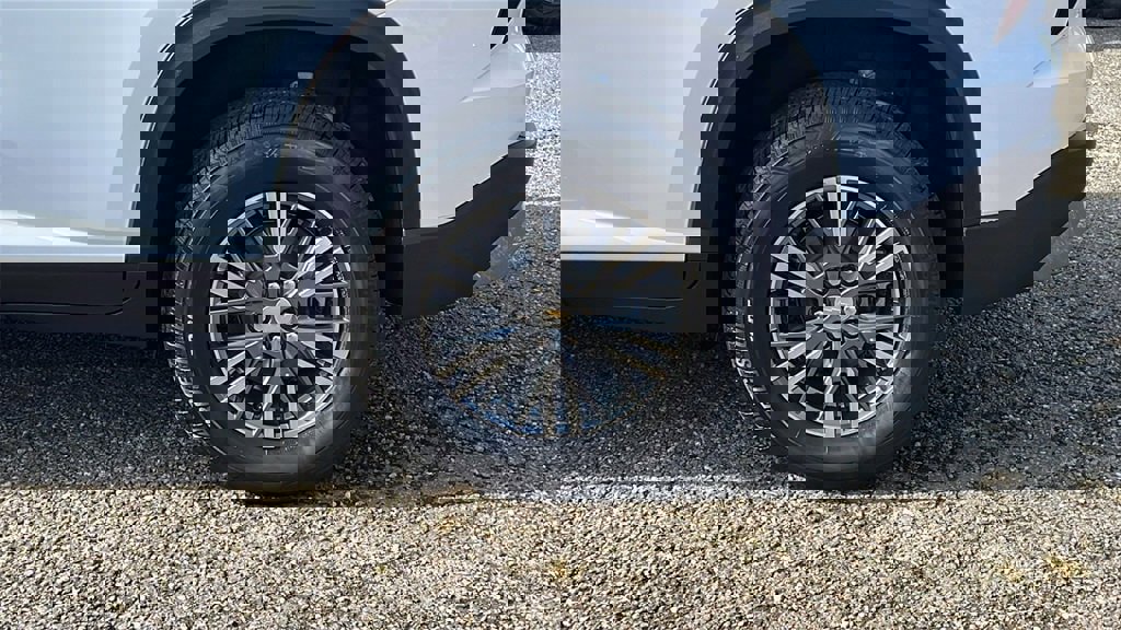 New 2026 Chevrolet Traverse LT image 9