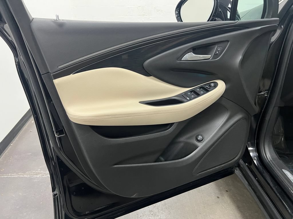 Used 2018 Buick Envision Preferred AWD/4WD image 13