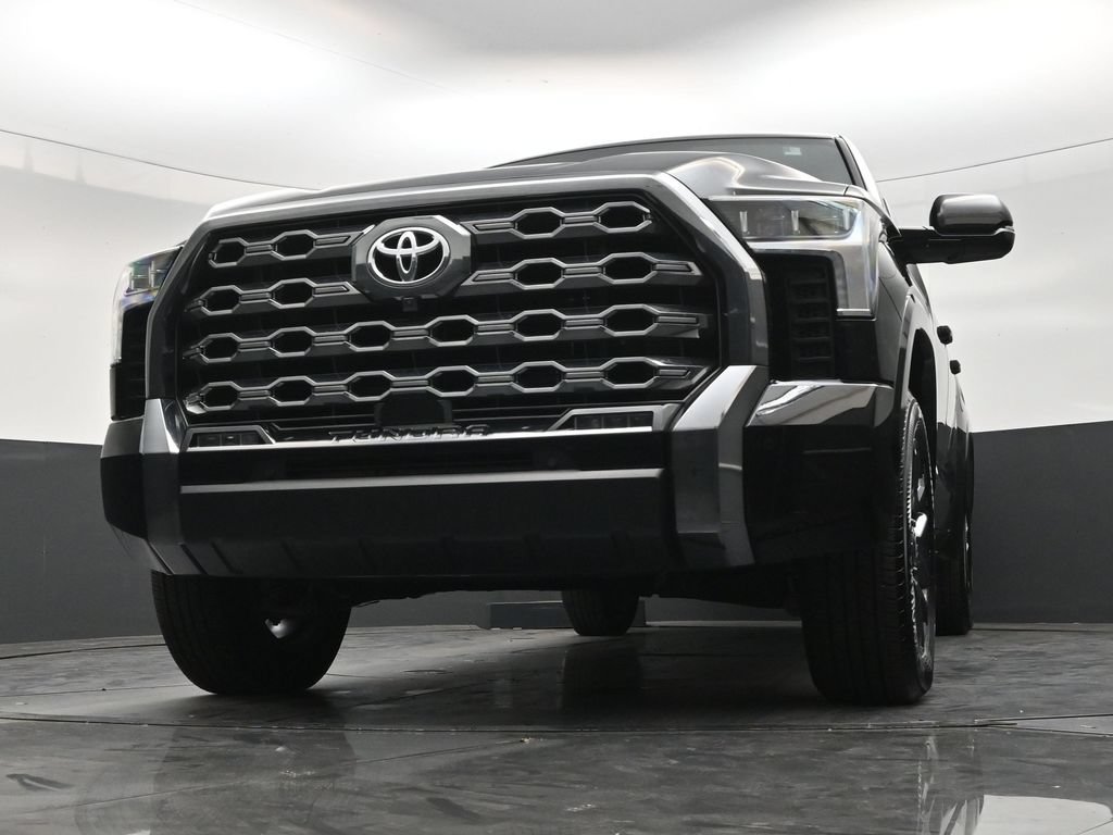 Used 2025 Toyota Tundra Platinum AWD/4WD image 27