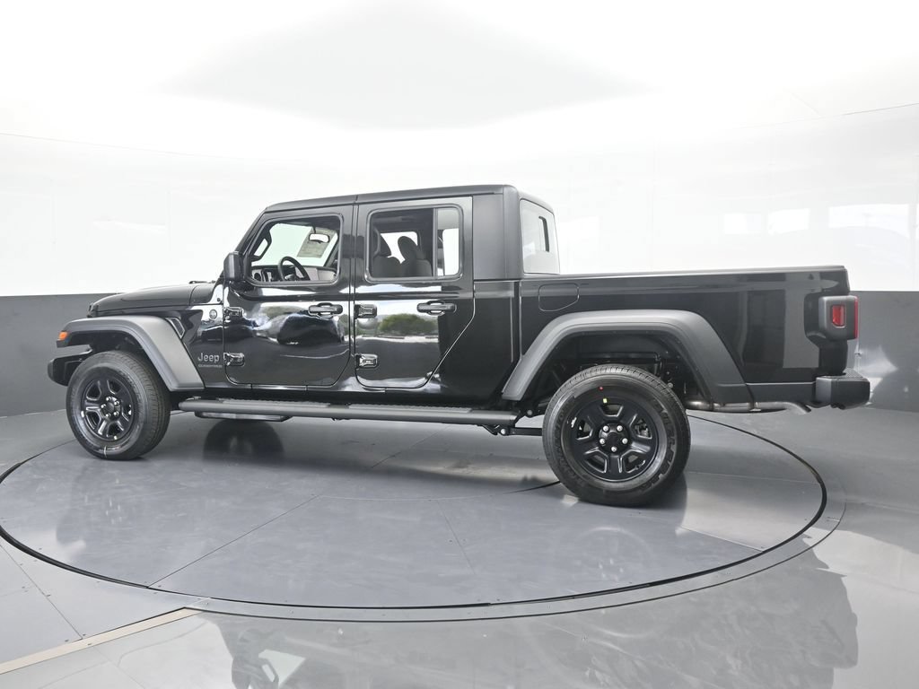 New 2026 Jeep Gladiator Sport AWD/4WD image 3