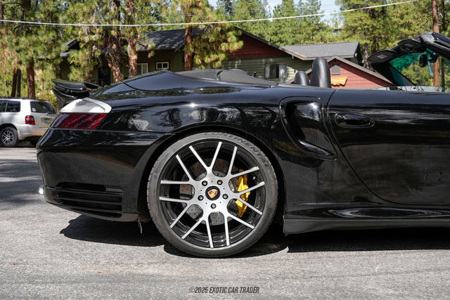 Used 2005 Porsche 911 Turbo S image 10