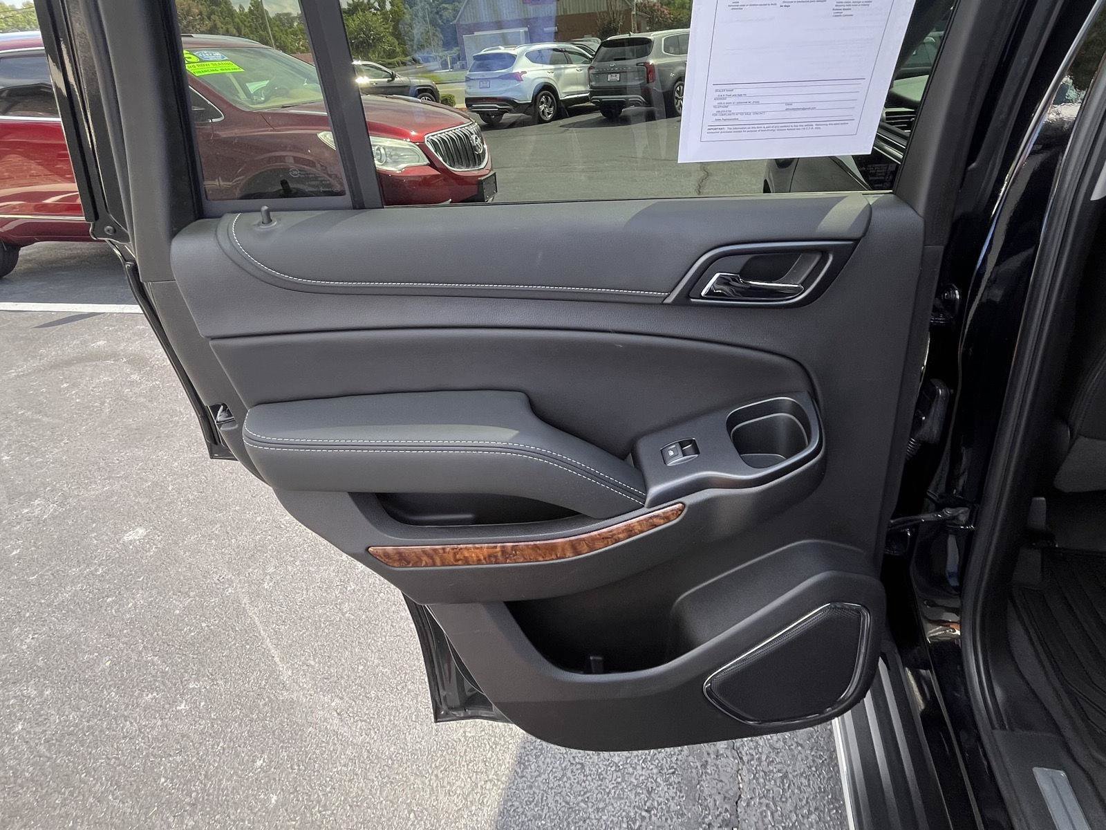 Used 2019 Chevrolet Tahoe Premier AWD/4WD image 33