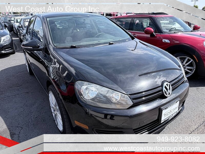 Used 2010 Volkswagen Golf 4-Door FWD image 3
