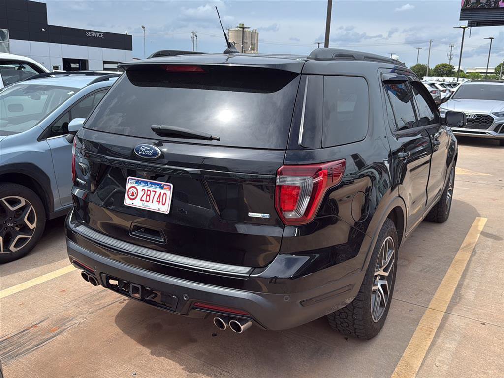 Used 2018 Ford Explorer Sport w/ Ford Safe & Smart Package AWD/4WD image 10