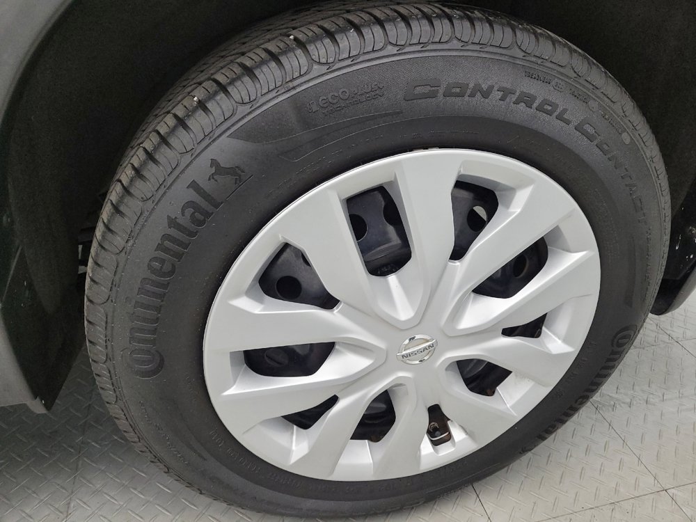 Used 2016 Nissan Rogue S image 31