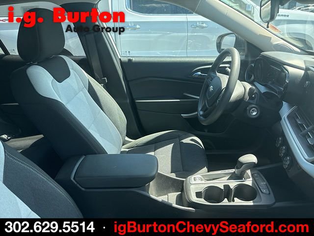 Used 2024 Chevrolet Trax LS FWD image 7