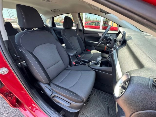 Used 2023 Kia Forte LXS FWD image 10