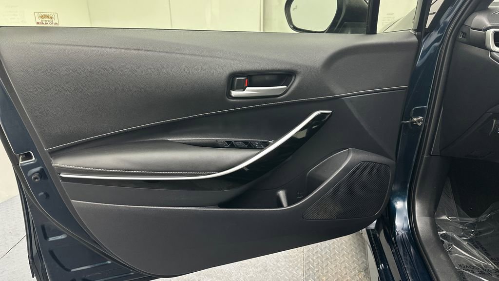 Certified 2019 Toyota Corolla XSE FWD image 16