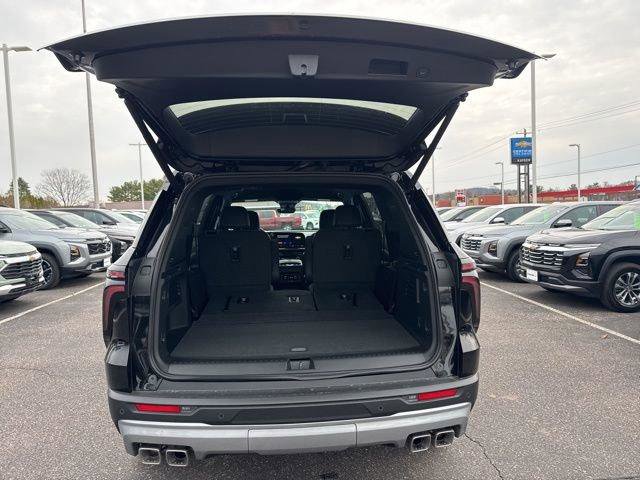 New 2026 Chevrolet Traverse Z71 w/ Driver Confidence Package image 7