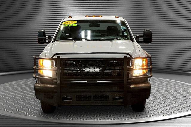 Used 2007 Chevrolet Silverado 3500 W/T w/ LS Package RWD image 2