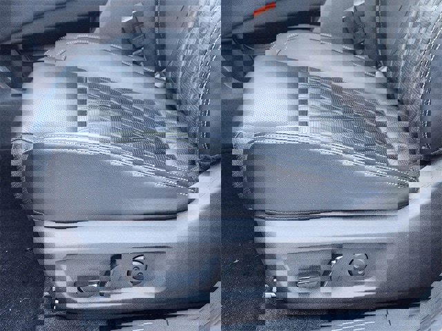 Used 2021 Nissan Rogue Platinum image 19