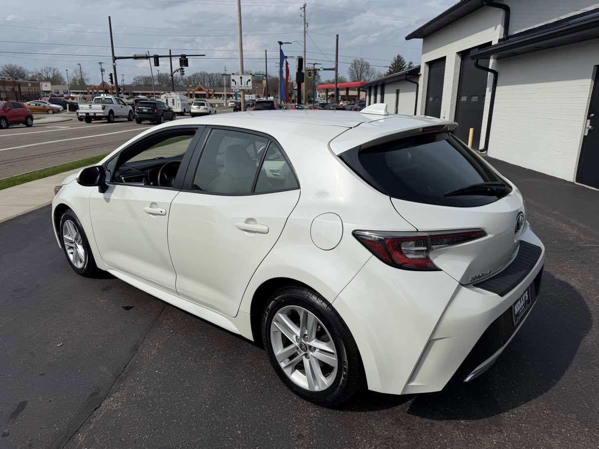 Used 2019 Toyota Corolla SE FWD image 4