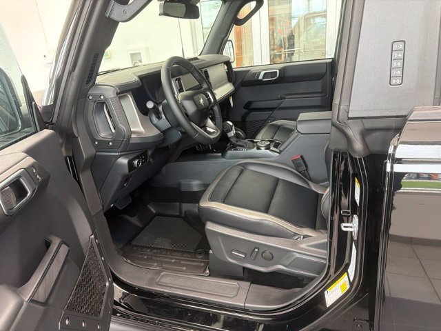 New 2026 Ford Bronco Outer Banks w/ Sasquatch Package AWD/4WD image 14