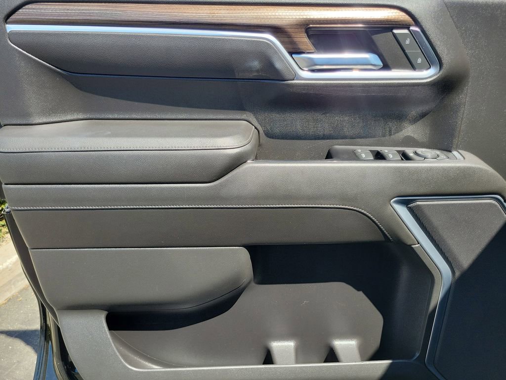 Used 2022 Chevrolet Silverado 1500 RST image 18